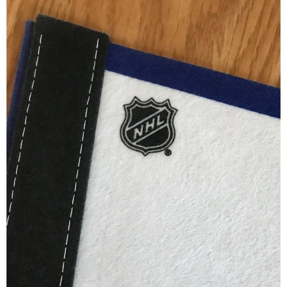 Tampa Bay Lightning Pennant NHL WinCraft Felt 12" X 30" - Picture 5 of 8